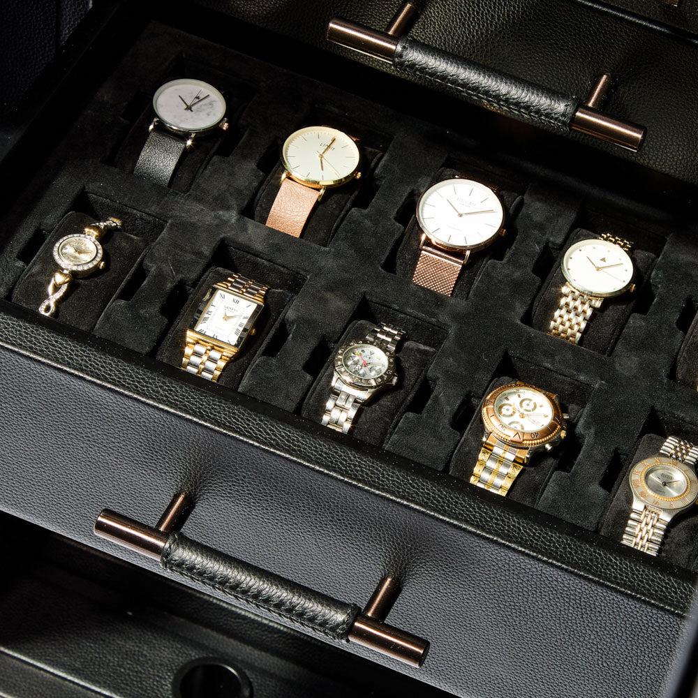 WOLF 1834 Churchill 16-Piece Watch Winder Safe – Black Pebble Leather - Image 8